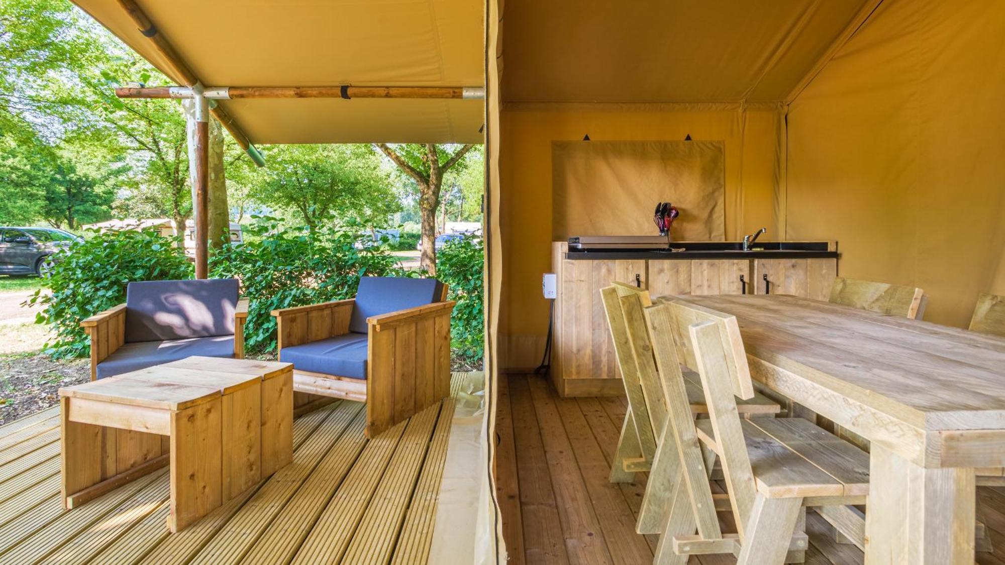 Camping Vesoul Vaivre-et-Montoille Oda fotoğraf